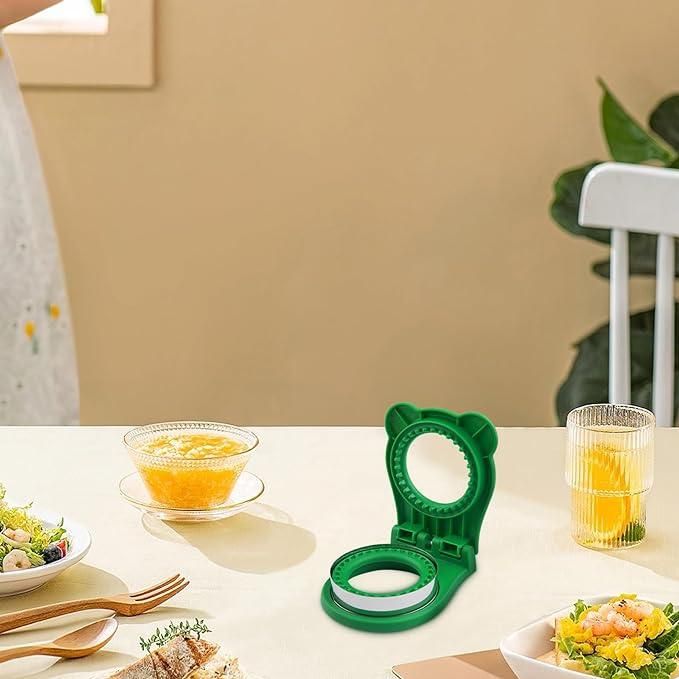 Sandwich Cutter - Plastic Kitchen Sandwich Shaping Tool