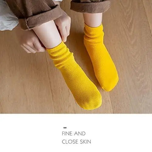 2 Pairs Warm Thick Thermal Socks (Random Colour)